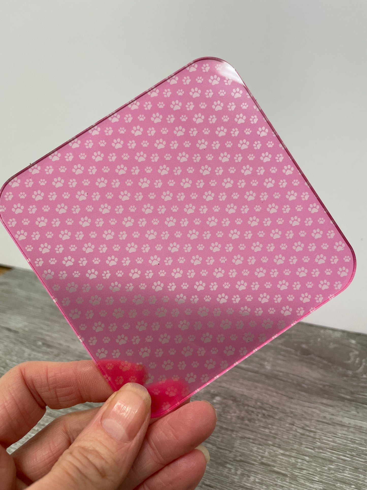 Patterned Acrylic 3mm Pink Pawprint Highgloss/Matt